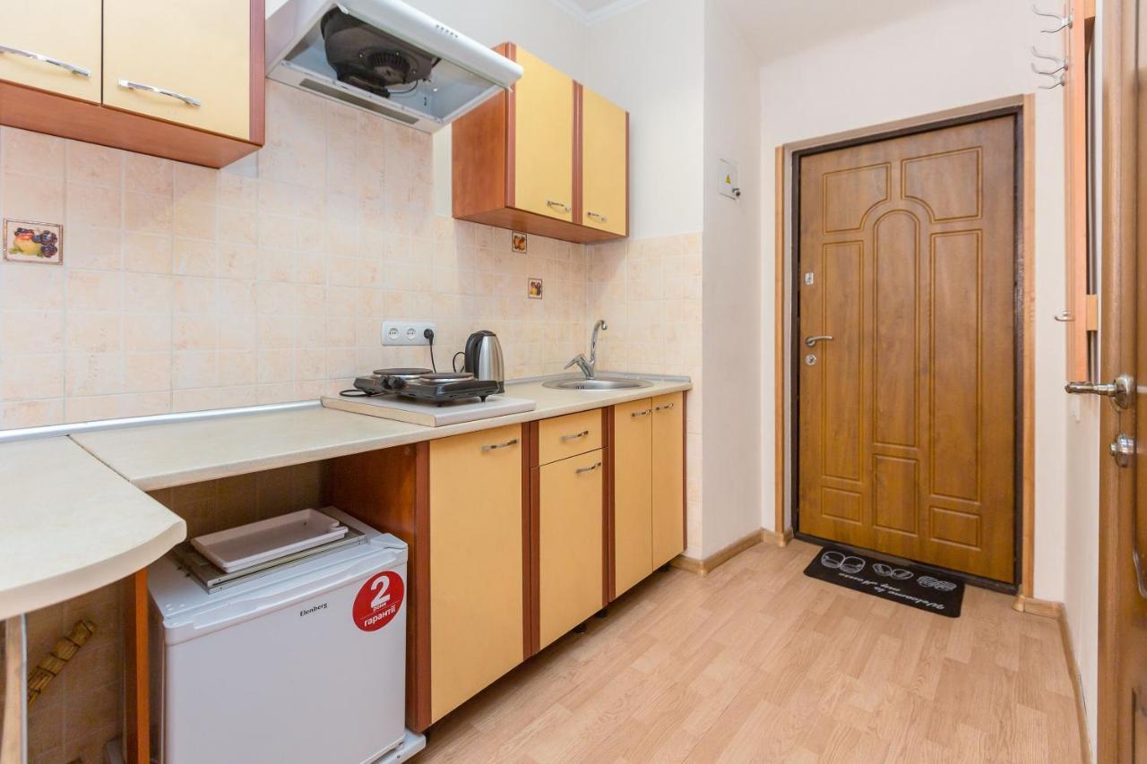 Квартира Студія Біля Оперного Театру По Вулиці Гонти 4-3А Leópolis Exterior foto