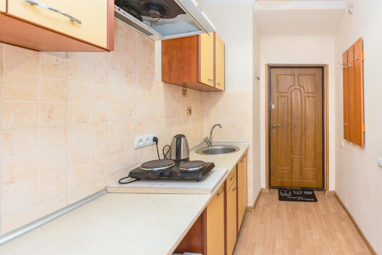 Квартира Студія Біля Оперного Театру По Вулиці Гонти 4-3А Leópolis Exterior foto